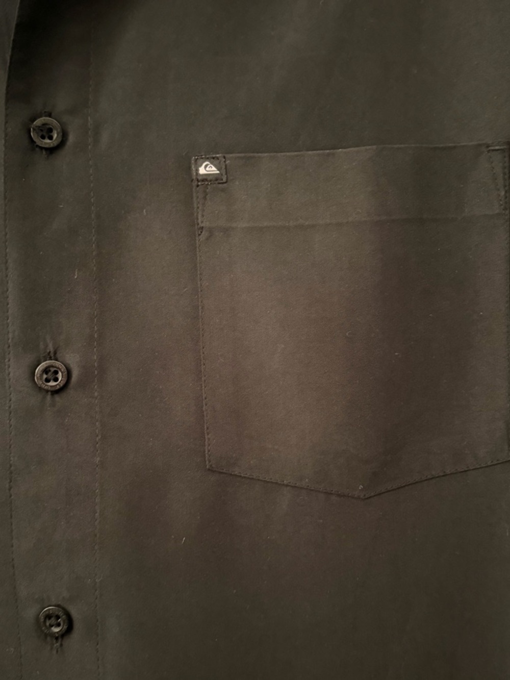 Quiksilver Men’s Black Short-Sleeve Button-Down Shirt - Picture 4 of 6